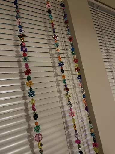 a zoomed-in picture of the bead curtain